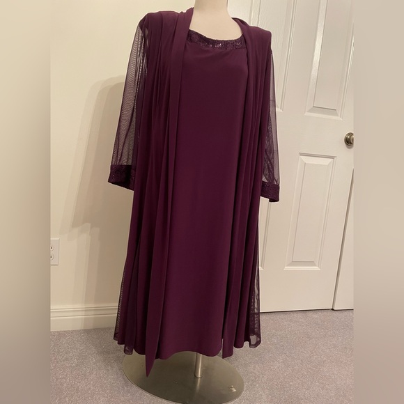 R&M Richards plum flare 2-piece evening dress - Picture 11 of 12